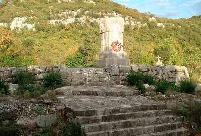 Меморијал на Царевом Лазу Фото: ИН4С